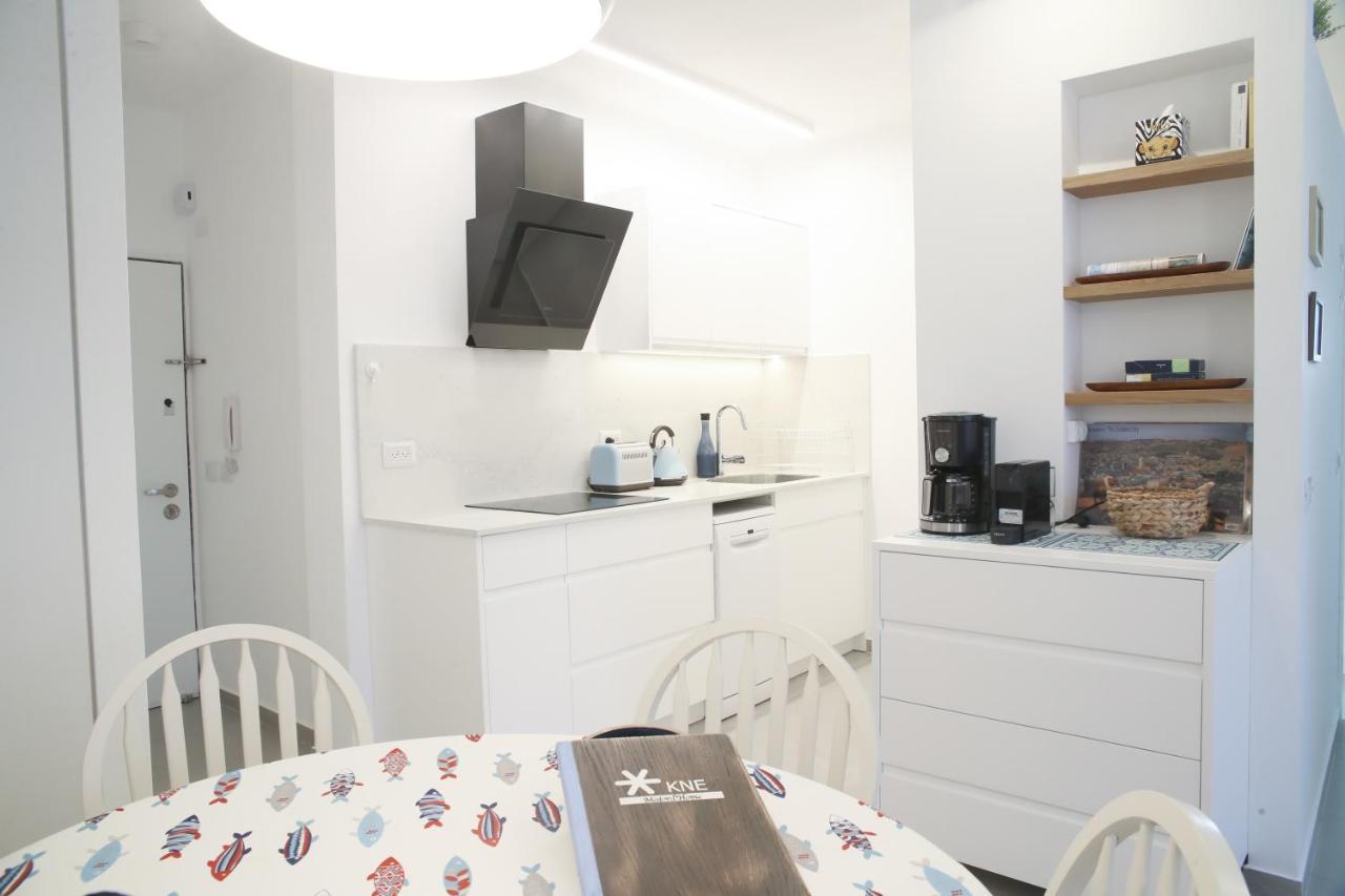 Bugrashov - Charming, Amazing & Quiet 2 Rooms Tel Aviv Luaran gambar