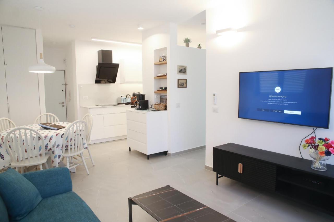 Bugrashov - Charming, Amazing & Quiet 2 Rooms Tel Aviv Luaran gambar